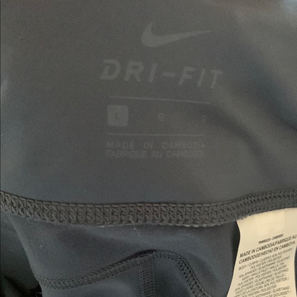 Nike Blue Athletic Capris with Elastic Waistband - Picture 2 of 4